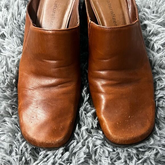 Naturalizer Tan Leather Clogs - Picture 2 of 11